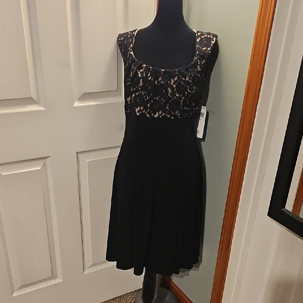 London Times Black and Cream Lace Midi Dress